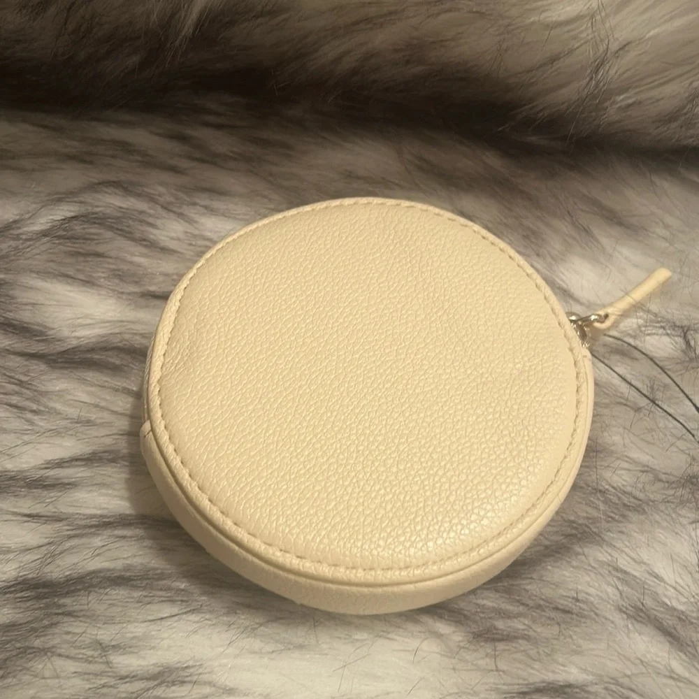 Lauren Conrad Round Straw Bag with Cherry Design - Picture 6 of 8